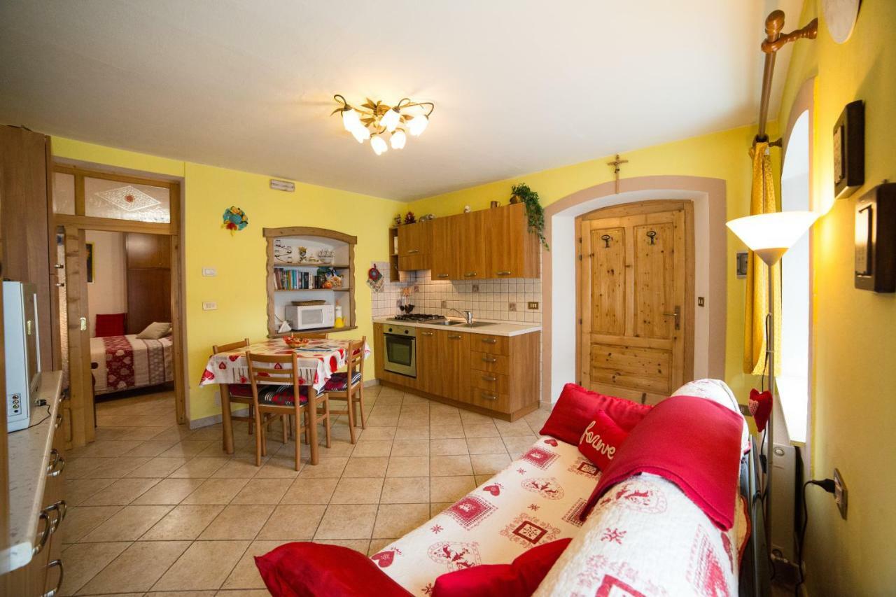 Ferienwohnung Casa Zambelli Candide Exterior foto